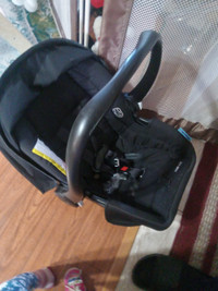 Baby car seat carrier and base