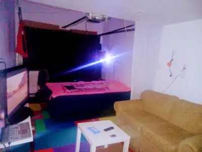 Private room for rent !