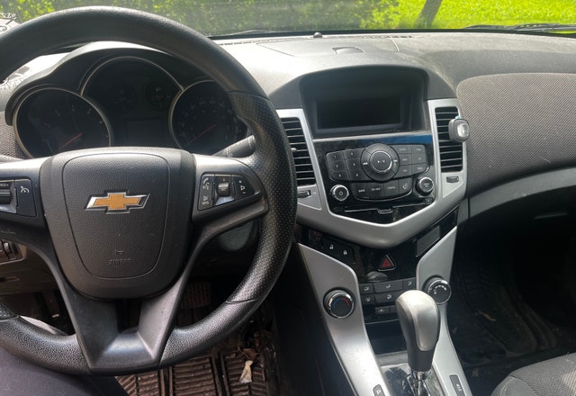 2012 Chevrolet Cruz — photo 5