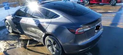 - runs smoothly like the first day - no accident - interior is in mint condition - comes with winter...