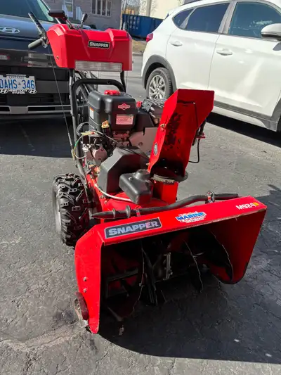 Snow blower like new , View more