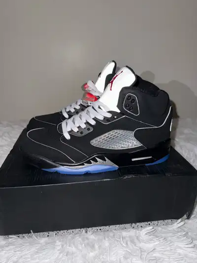 Jordan 5, View more