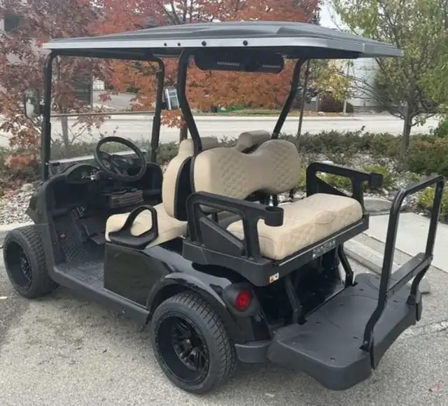 Golf Cart 4 seat  in Golf in Calgary - Image 4