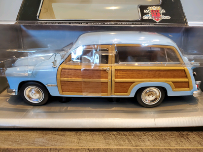 1:18 Diecast Motor City Classics 1949 Ford Woody Wagon Blue, View more
