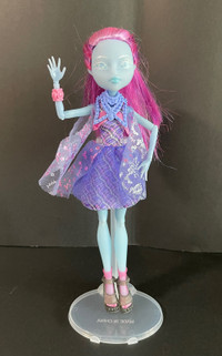 Monster High Haunted Kyomi Haunterly Student Spirits Doll