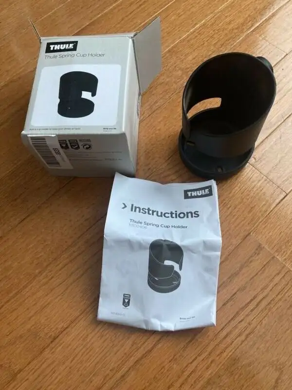 Thule spring cup holder  in Strollers, Carriers & Car Seats in London - Image 2