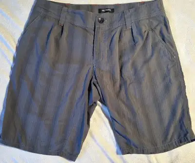 Arc’teryx Women’s Hiking Utility Shorts - Size 8, View more