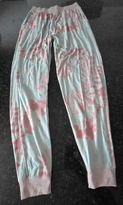 Pic 1: Soft tie die pants with pockets size medium - 5$ Pic 2: Navy fuzzy pants size large -10$ Pic...