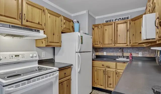 Student Room Rental in Room Rentals & Roommates in Peterborough - Image 4