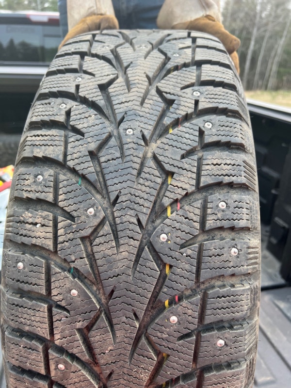 Like new Toyo studded winter tires Honda Pilot + Tires & Rims Thunder Bay Kijiji