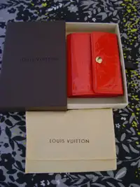 Louis Vuitton Red Vernis Coin-Card Wallet #BJ0094 - Authentic