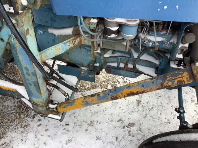 Freeman loader for ford tractor  in Other in Kitchener / Waterloo - Image 3