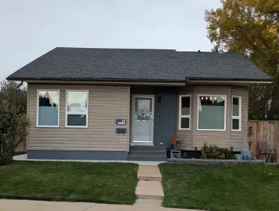 Beautiful newly renovated 3 bedroom, 2.5 bathroom house for rent. Located close to parks, paths, sch...