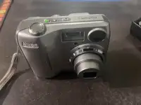 Nikon COOLPIX 3200 3.2MP Digital Camera