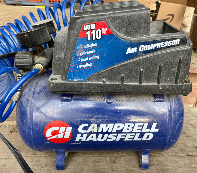 Excellent working condition 2 gallon air compressor  in Power Tools in Hamilton