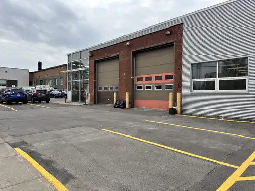 This warehouse is available for rent, offering a versatile space suitable for various business needs...