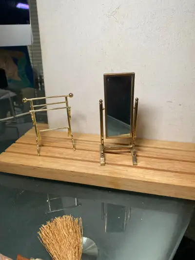 VINTAGE MINIATURE DOLLHOUSE FURNITURE BRASS STANDING OVAL FLOOR, View more