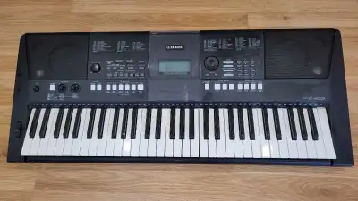 Yamaha PSR-E423 61 Keys Keyboard Piano, View more