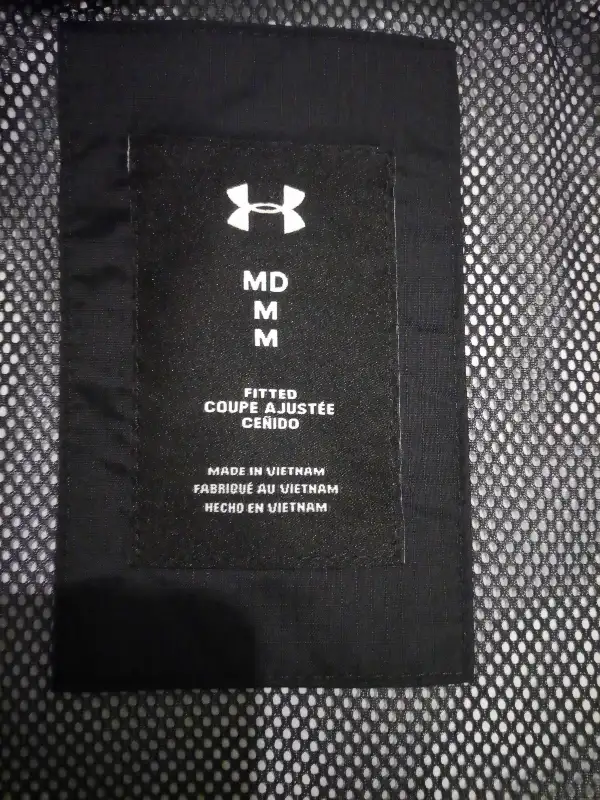 New Under Armour Storm Forefront Men’s Rain Jacket in Men's in Calgary - Image 9