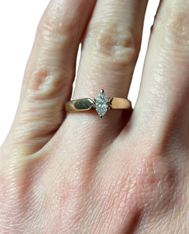 Bague en 14k or et diamant/ 14k gold and diamond ring dans Bijoux et montres  à Ville de Montréal - Image 2