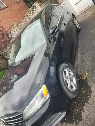 2015 Volkswagen Jetta TSI 1.8 Asking $3000 OBO – AS IS Selling my 2015 VW Jetta 1.8L TSI Turbo. AS I...