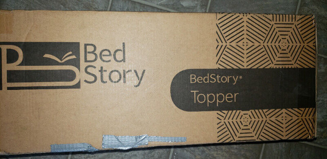 BedStory, 2 inch Bamboo Charcoal Memory Foam Topper.Twin size. in Beds & Mattresses in Calgary - Image 2