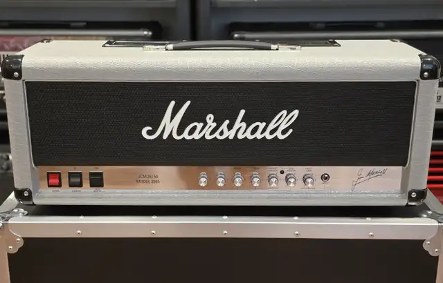 Marshall Silver Jubilee 2555X (Échange Possible) in Amps & Pedals in Longueuil / South Shore - Image 2