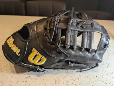 NEW Wilson A2000 12.5" First Base, View more