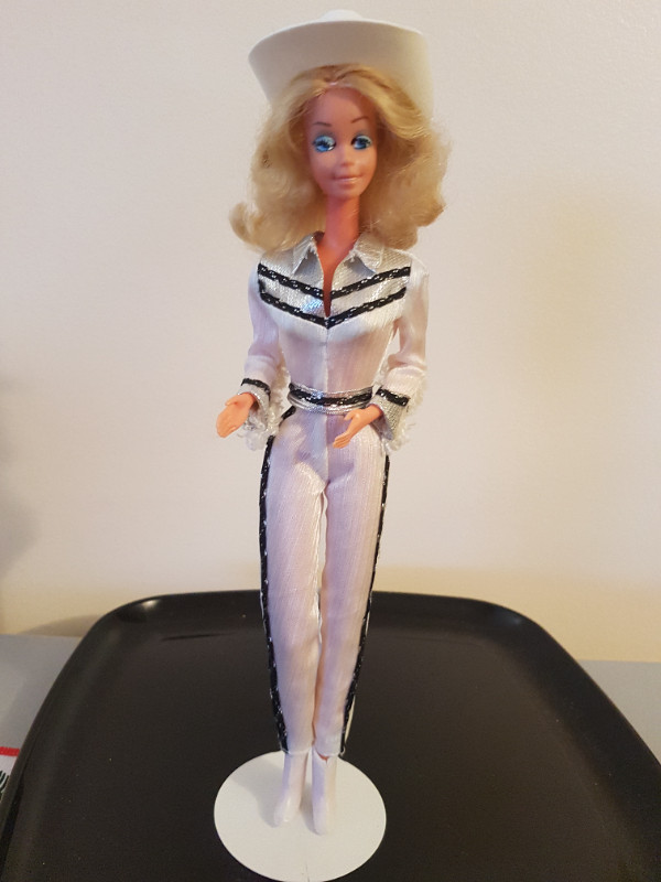 Western winking barbie hotsell