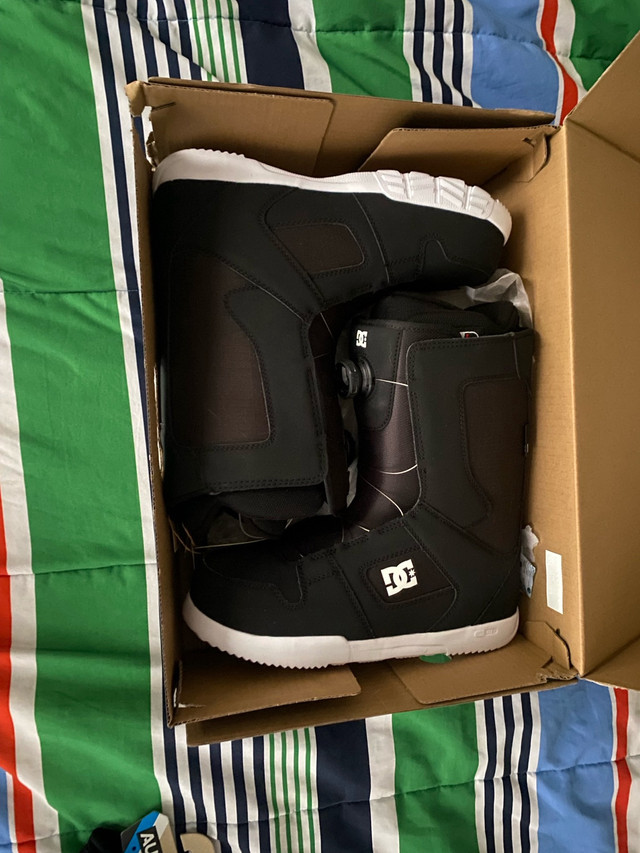 DC Snowboarding boots in Men's Shoes in Hamilton