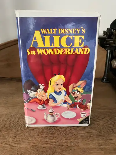 Walt Disney's Alice in Wonderland VHS