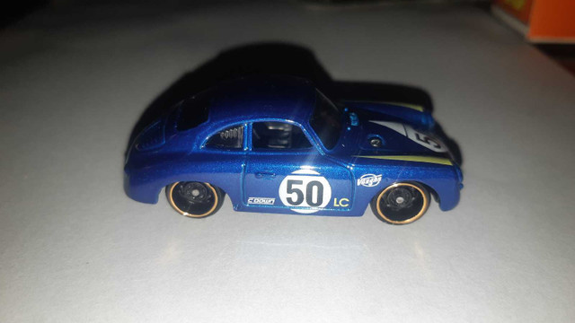 Porsche 356 Outlaw Hot Wheels 2023 Multipack exclusive  in Toys & Games in Guelph - Image 3
