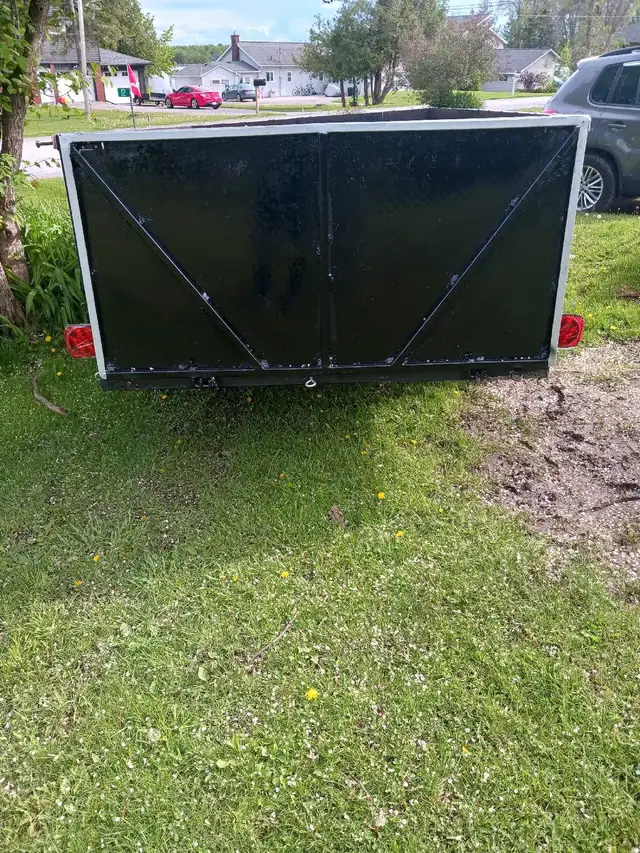 5 x 8 all metal trailer in Cargo & Utility Trailers in Peterborough - Image 4