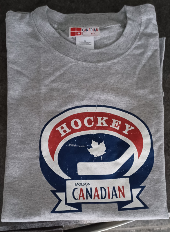 TORONTO MAPLE LEAFS NATION AND BEER BRANDED T-SHIRTS (Set of 4) in Arts & Collectibles in Barrie - Image 3