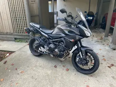 Offered for sale — 2015 Yamaha FJ-09 w/ ABS, Matte Grey in colour. 33, 586KM (2nd owner). Fair weath...