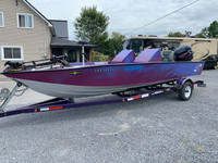 Custom 22 foot bass boat 200 horse evinrude motor $3900