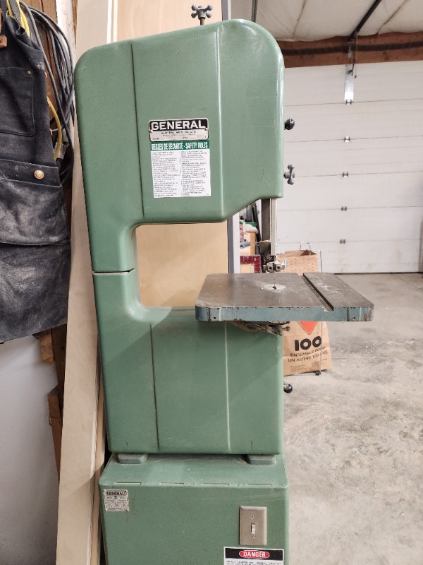 General bandsaw for sale Power Tools Windsor Region Kijiji