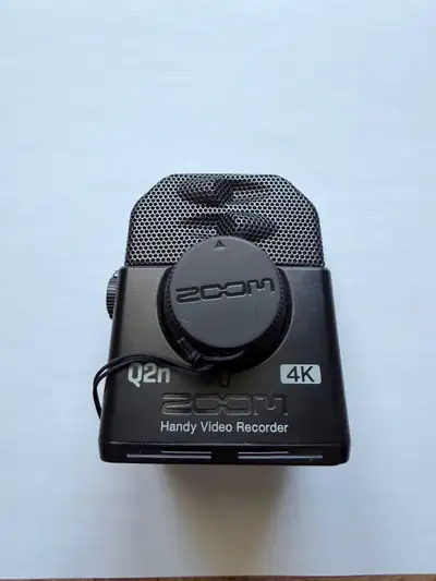 Zoom Q2n-4K Handy Video Recorder, View more