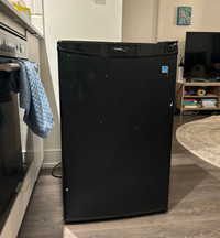 mini fridge for sale 