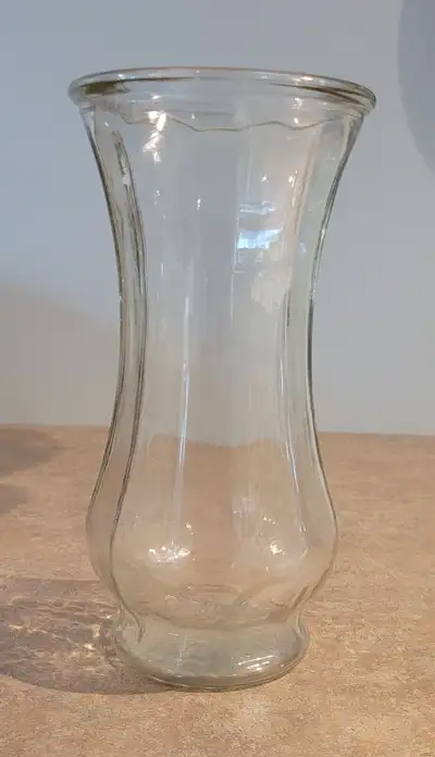 Mesure 9 1/2 pouces de haut Argent comptant seulement, merci