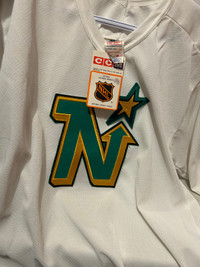 Minnesota Northstars 1980s AIR KNIT CCM Jersey MED/L Booth 278