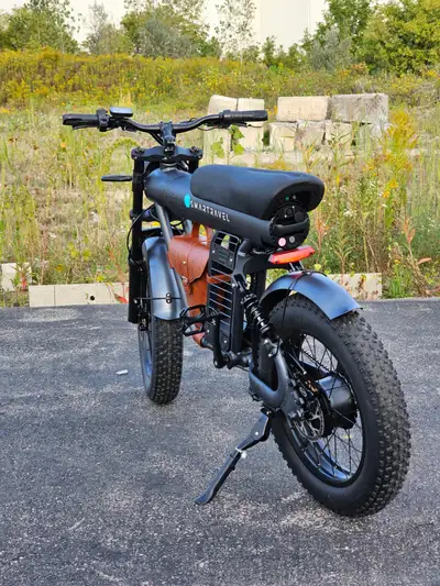 Le Zeus Rocket ST201F: Prêt pour Votre Prochaine Évasion., View more
