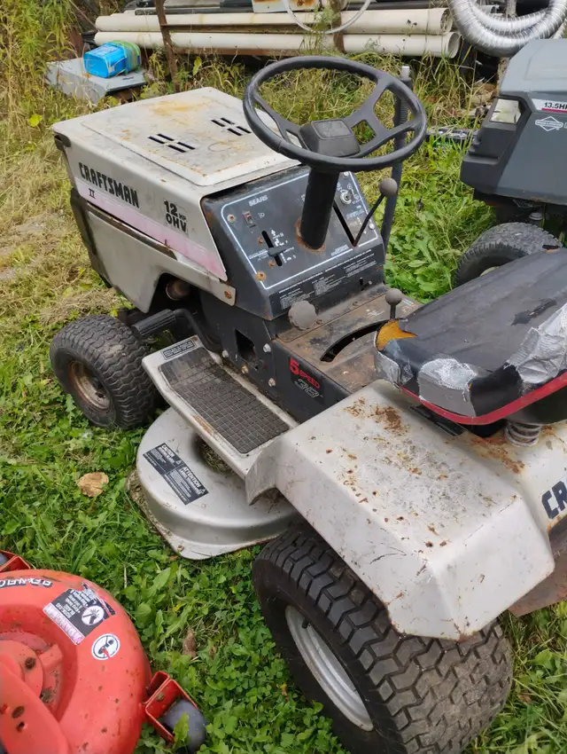 tracteur a gazon in Lawnmowers & Leaf Blowers in Saguenay - Image 3