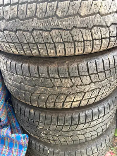 For sale set of 4 tires with metal rims 225 65 17 toyo gsi-6 ls 1423 production date 5x127 bolt patt...