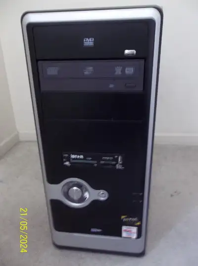ASUS P5Q Pro Turbo MB, Delidded LGA 771 X5460 CPU 8 GB DDR2, View more