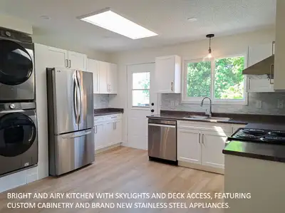 Bright 3BR | Big deck, yard & parking | Newly Renovated | Quiet