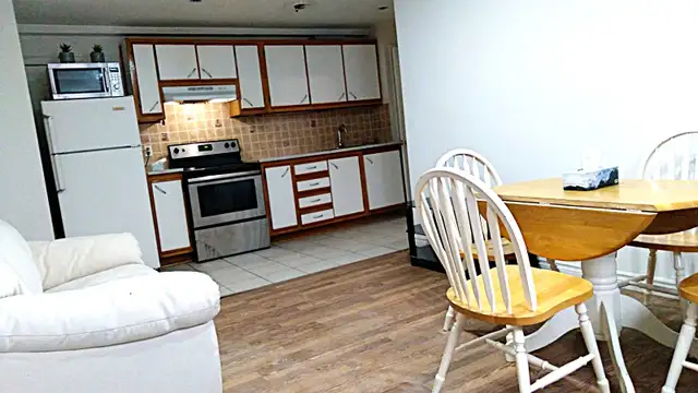 Fully Furnished 3 ½ Apartment, in Cote Vertu, Ville Saint-Lauren