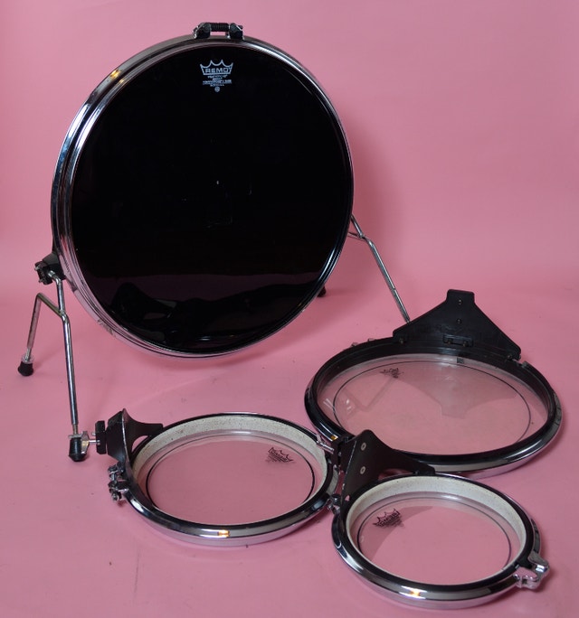 Arbiter Flats Pro 4 Piece Drum Set + DW Smart Practice Stand Drums