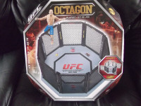 Ensemble de jeu Octagon, du UFC Collection NEUF!!