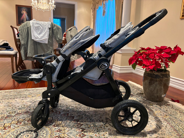 city select double stroller by baby jogger in Strollers, Carriers & Car Seats in Oakville / Halton Region - Image 4